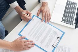 Quy định ký hợp đồng thử việc mới nhất 2023