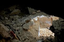 Israel tấn công mục tiêu ở Bờ Tây, bắt thành viên của Fatah