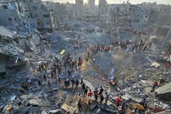 Israel không kích vào một trại tị nạn tại Gaza