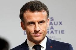Tổng thống Pháp Macron tìm kiếm uranium ở 'sân sau' của Nga