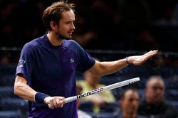 Hạt giống lớn tiếp theo chia tay Paris Masters 2023