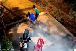 Triệu tập người bố bạo hành con gái làm cháu bé gãy xương vai