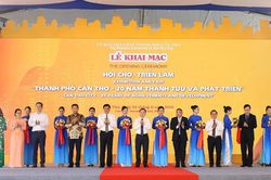 350 gian hàng trưng bày tại Hội chợ triển lãm thành tựu Cần Thơ
