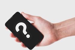 Mẫu iPhone cao cấp nào bị đánh giá thấp nhất từ trước đến nay?