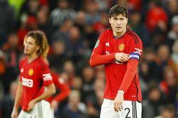 Thua bẽ mặt Newcastle, MU bị loại khỏi cúp Liên đoàn Anh