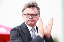 Tuyển Việt Nam: HLV Troussier làm điều bất ngờ với lứa 'măng non'