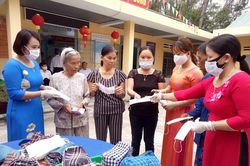 Chi hội trưởng phụ nữ năng nổ với phong trào