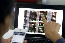 Chứng khoán 3/11: VN-Index 'đánh võng', nhà đầu tư chóng mặt