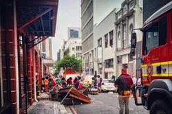 Nam Phi: Sập ban công quán bar ở Cape Town, ít nhất 21 người bị thương
