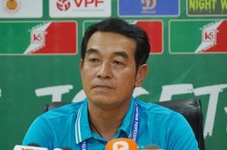 HLV Đinh Thế Nam tiếc nuối khi Hà Nội FC thua trận thứ hai ở V-League