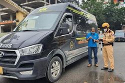 Tổng kiểm tra xe kinh doanh vận tải hành khách hợp đồng trên cả nước