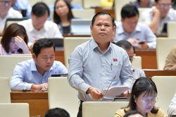 Cần giải pháp căn cơ tránh tình trạng hỗn loạn thị trường bất động sản