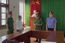Khởi tố một Phó Tổng giám đốc vì tự ý bán máy xúc đi thuê