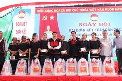 Tổng thư ký Quốc hội Bùi Văn Cường: Mỗi người dân phải có trách nhiệm với thôn, buôn, đất nước