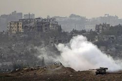 Mạng sống trẻ sơ sinh Gaza như 'ngàn cân treo sợi tóc'