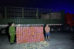 Buôn lậu pháo nổ gia tăng dịp cuối năm