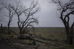 Mỹ và EU bắt đầu trao đổi với Ukraine về các cuộc hòa đàm với Nga