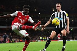 Newcastle - Arsenal: Pháo thủ bắn phá ngôi đầu