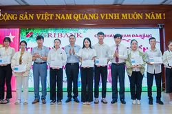 Thiết thực từ Quỹ học bổng Agribank- chắp cánh ước mơ