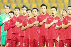 ĐT Việt Nam thắng đội Tây Á bằng siêu phẩm 30m và giành ngôi đầu bảng ở vòng loại World Cup, được AFC khen ngợi