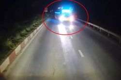 Xử phạt ô tô giường nằm đi ngược chiều Quốc lộ 2 hơn 3km