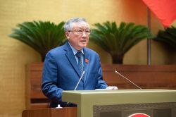Khẩn trương xét xử, áp dụng hình phạt nghiêm khắc với người lợi dụng chức vụ chiếm đoạt tài sản Nhà nước