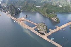 Quảng Ninh: Kiểm tra công tác bảo vệ môi trường dự án lấn biển ven vịnh Hạ Long