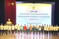 Hà Nội: Ra mắt đội tuyển dự thi học sinh giỏi quốc gia trung học phổ thông