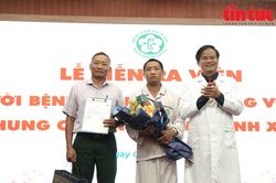 Bệnh nhân nặng nhất trong vụ cháy chung cư mini ở Hà Nội đã ra viện