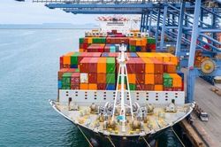 10 tháng, Việt Nam xuất siêu 24,61 tỷ USD