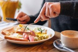 Ăn sáng trước thời điểm này có thể giảm nguy cơ mắc tiểu đường