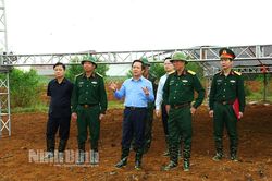 Đồng chí Chủ tịch UBND tỉnh kiểm tra công tác chuẩn bị diễn tập khu vực phòng thủ tỉnh