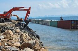 Quảng Ninh: Tạm dừng thi công dự án có nguy cơ gây ảnh hưởng môi trường vịnh Hạ Long