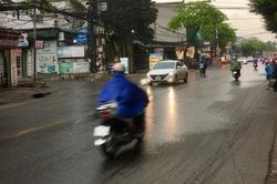 Thời tiết ngày 7/11: Mưa dông trên cả nước, có nơi mưa to