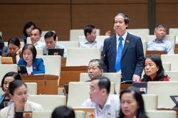 Bộ trưởng Nguyễn Kim Sơn nêu giải pháp tháo gỡ tình trạng thiếu giáo viên