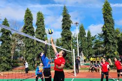 Sôi nổi Hội thao truyền thống lần thứ 40 ngành Giáo dục Đắk Lắk