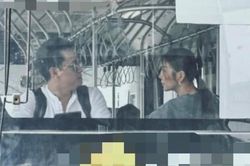 Khoe ảnh tình tứ với chồng, Thanh Hằng đặt ra câu hỏi 'khó nhằn' cho fan