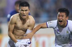 Ngược dòng ấn tượng đả bại CLB Trung Quốc, Tuấn Hải cùng Hà Nội FC được bầu Hiển và VFF thưởng hậu