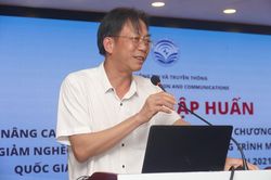 Nâng cao hiệu quả công tác giảm nghèo về thông tin