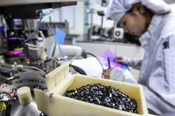 Nhật Bản tìm kiếm nguồn tài trợ 13 tỷ USD chấn hưng ngành bán dẫn