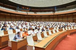 Quốc hội thông qua Nghị quyết Kế hoạch phát triển kinh tế-xã hội 2024