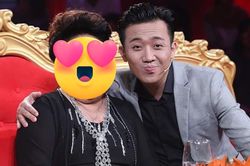 Nghệ sĩ gạo cội phản ứng gắt khi bị 'dí máy quay' ở tiệc riêng tư