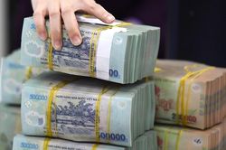 Lãi suất tiết kiệm tiếp tục giảm diện rộng, xuất hiện mức dưới 3%/năm
