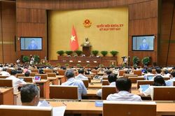 Luật Thủ đô (sửa đổi) quy định thu nhập tăng thêm cho cán bộ, công chức viên chức thế nào?