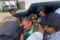 Khoảnh khắc cha Luis Diaz bật khóc khi đoàn tụ với gia đình sau 12 ngày bị bắt cóc