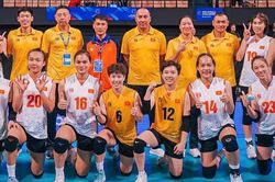 Tin nóng thể thao tối 11/11: 4 ngôi sao bóng chuyền nữ Việt Nam chống lại HLV Tuấn Kiệt, Thanh Thúy chạm mốc đáng nhớ