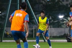 Quế Ngọc Hải bình phục, HLV Troussier thở phào