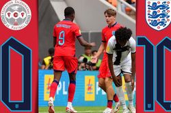 Bất ngờ lớn ở U17 World Cup: Tuyển trẻ Anh thắng 10-0, Brazil và Argentina cùng nhận thất bại khó tin