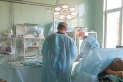 Video bác sĩ quân y Nga điều trị cho quân nhân bị thương trên chiến trường