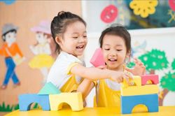 Đề xuất thưởng tiền cho phụ nữ sinh con thứ 2